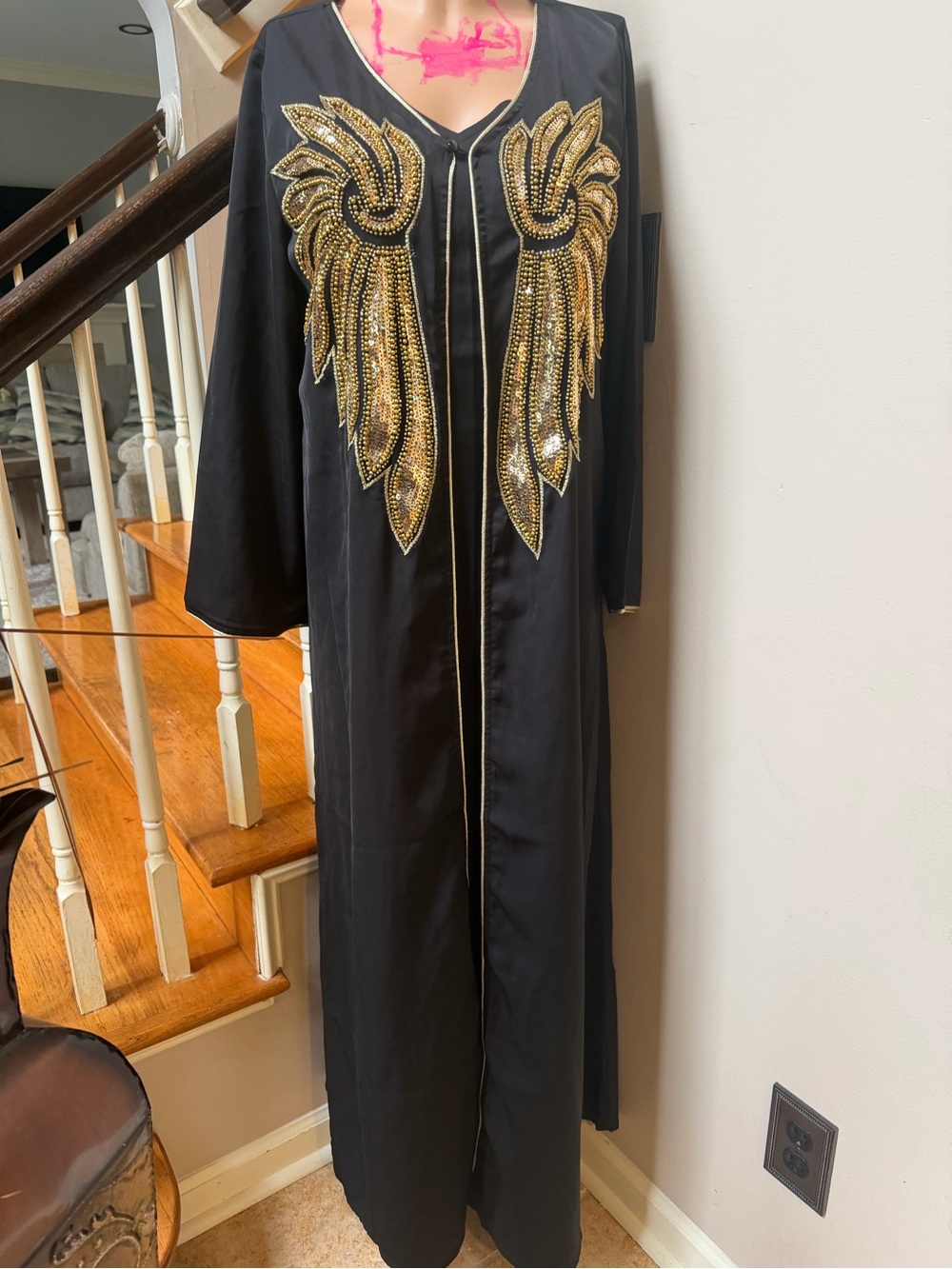 Embellished Black & Gold Long Open 2 piece Abaya - Picture 2 of 7